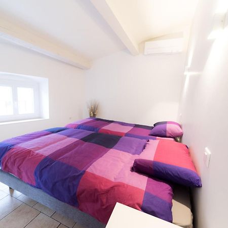 Appartamento Ravissant Triplex Et Duplex Au Centre De Pont St Esprit Esterno foto