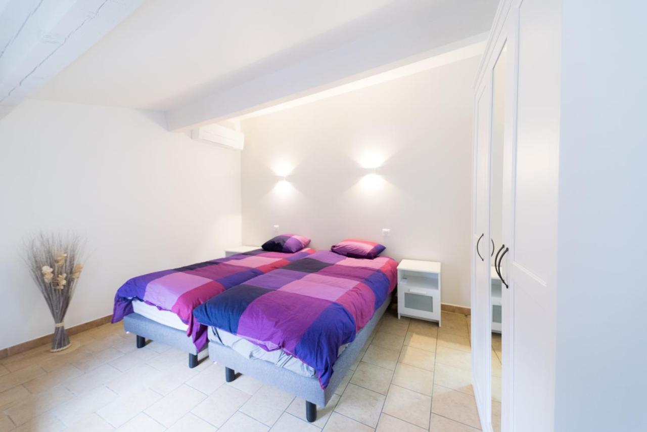 Appartamento Ravissant Triplex Et Duplex Au Centre De Pont St Esprit Esterno foto