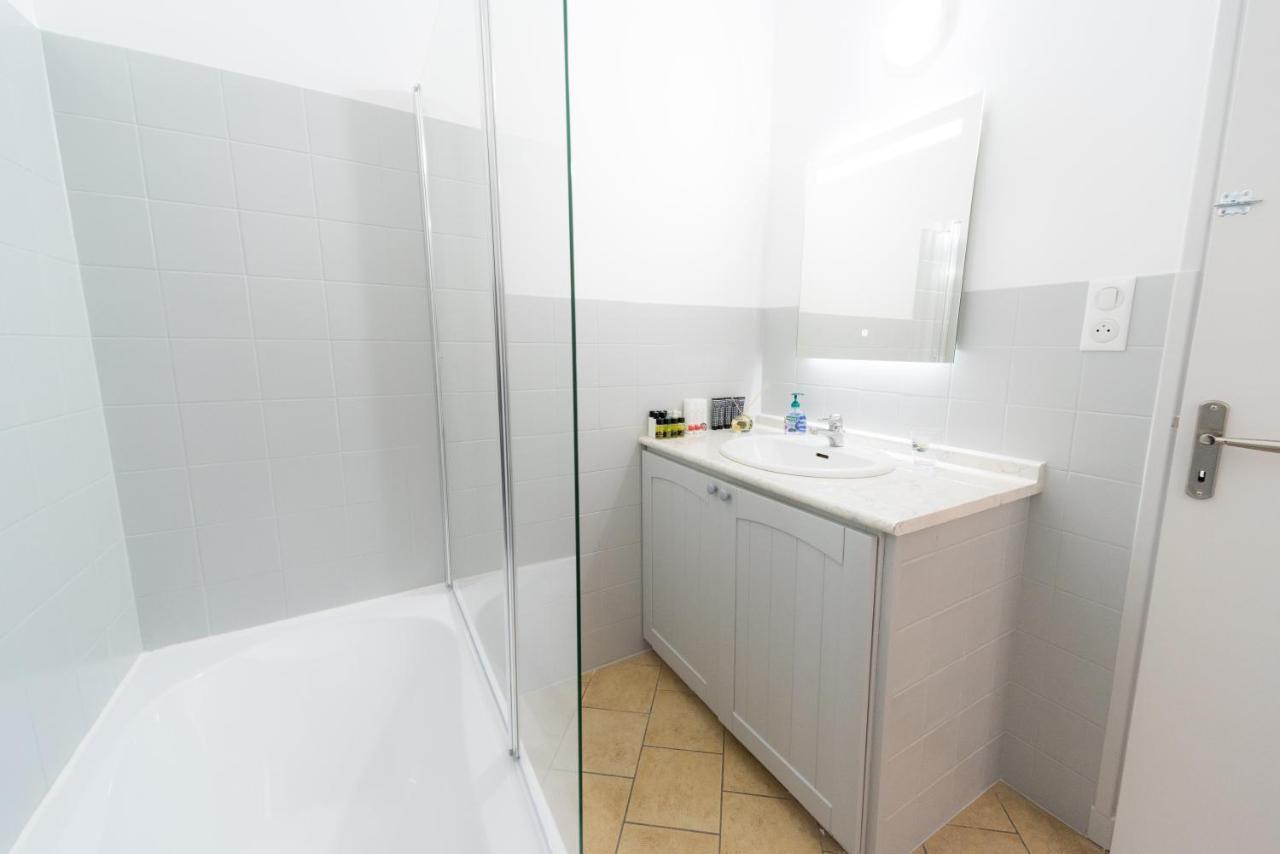 Appartamento Ravissant Triplex Et Duplex Au Centre De Pont St Esprit Esterno foto